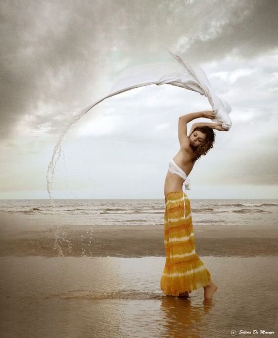 Passionate Women Art by Peter Honnemann