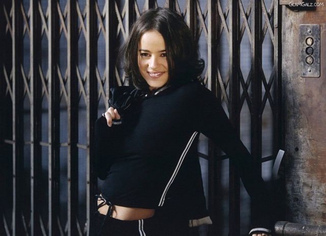 Click to Enlarge - Beautiful Singer Alizee Wallpapers