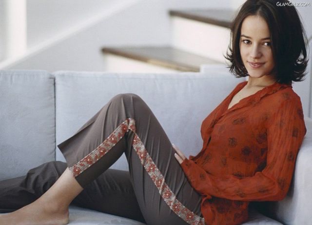 Click to Enlarge - Beautiful Singer Alizee Wallpapers