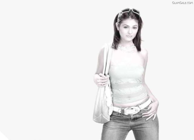 Click to Enlarge - Beautiful Singer Alizee Wallpapers