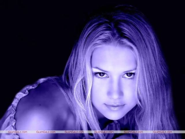 Click to Enlarge - Anna Kournikova Wallpapers