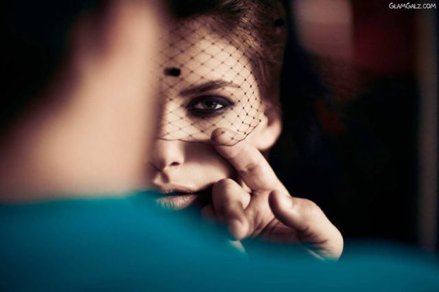 Click to Enlarge - Beautiful Singer Alizee Wallpapers