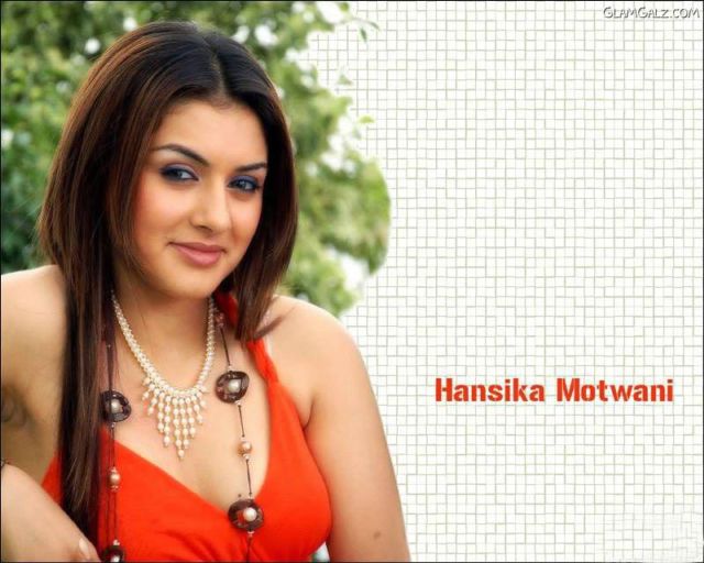 Click to Enlarge - Pretty Hansika Motwani Wallpapers
