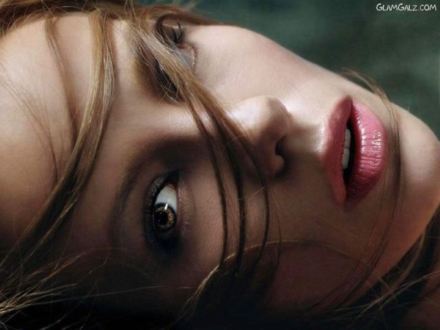 Click to Enlarge - Most Beautiful Kate Beckinsale Photoshoot