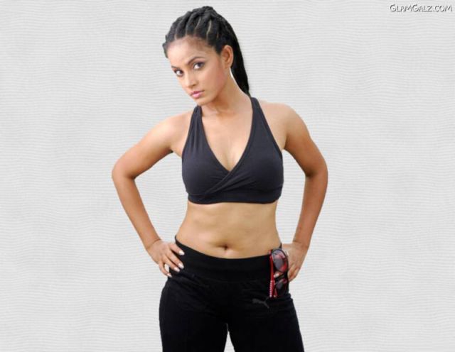Click to Enlarge - Neetu Chandra's Awesome Wallpapers