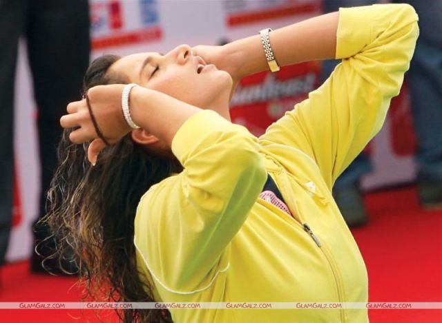 Click to Enlarge - Sania Mirza Wallpapers