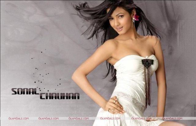 Click to Enlarge - Gorgeous Liv Tyler Wallpapers