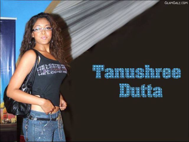 Click to Enlarge - Tanushree Dutta Hot Wallpapers