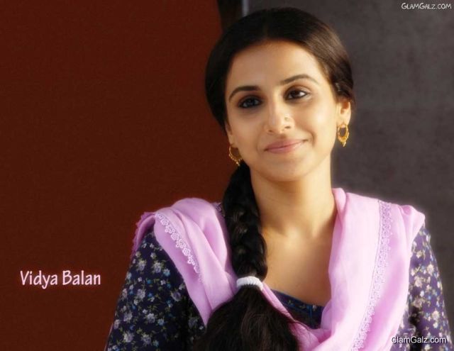 Click to Enlarge - Elizabeth Olsen's Beautiful Wallpapers