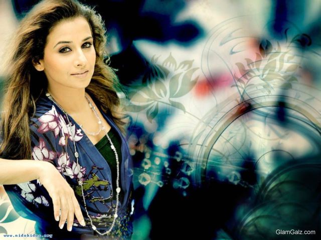 Click to Enlarge - Elizabeth Olsen's Beautiful Wallpapers